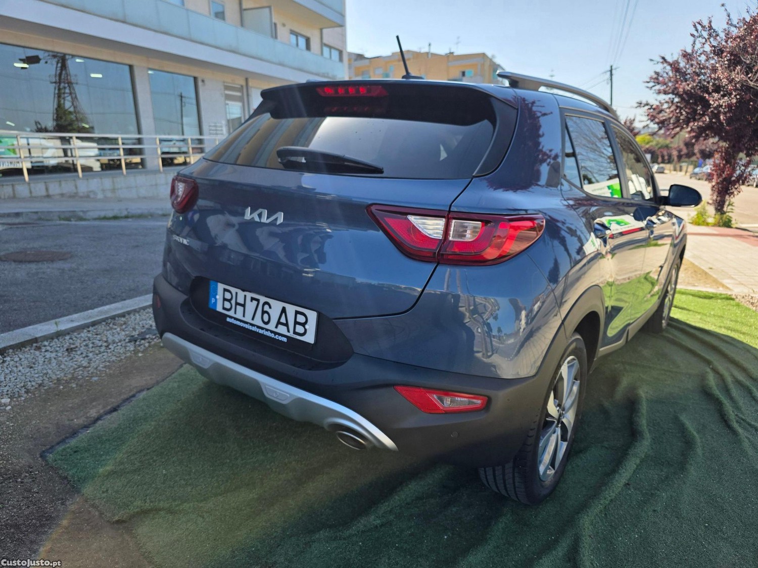 Kia Stonic 1.2 Dynamic — fotografia 3
