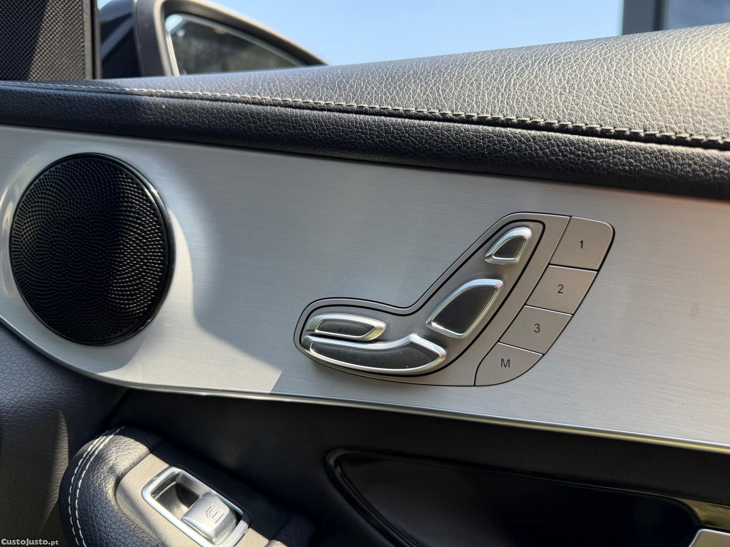 Mercedes-Benz GLC 300 de 4Matic — fotografia 10