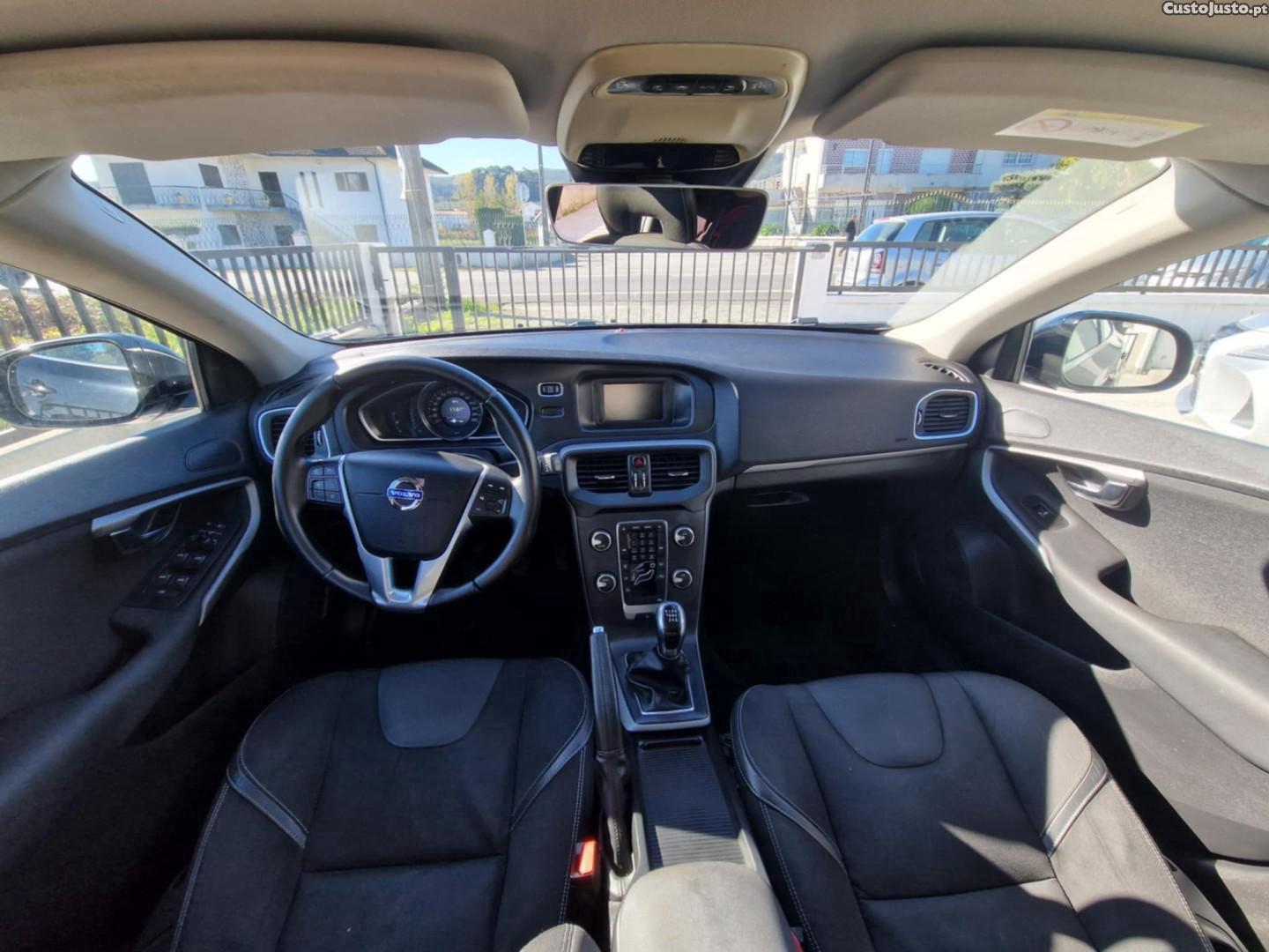 Volvo V40 1.6 D2 Momentum Eco — fotografia 10