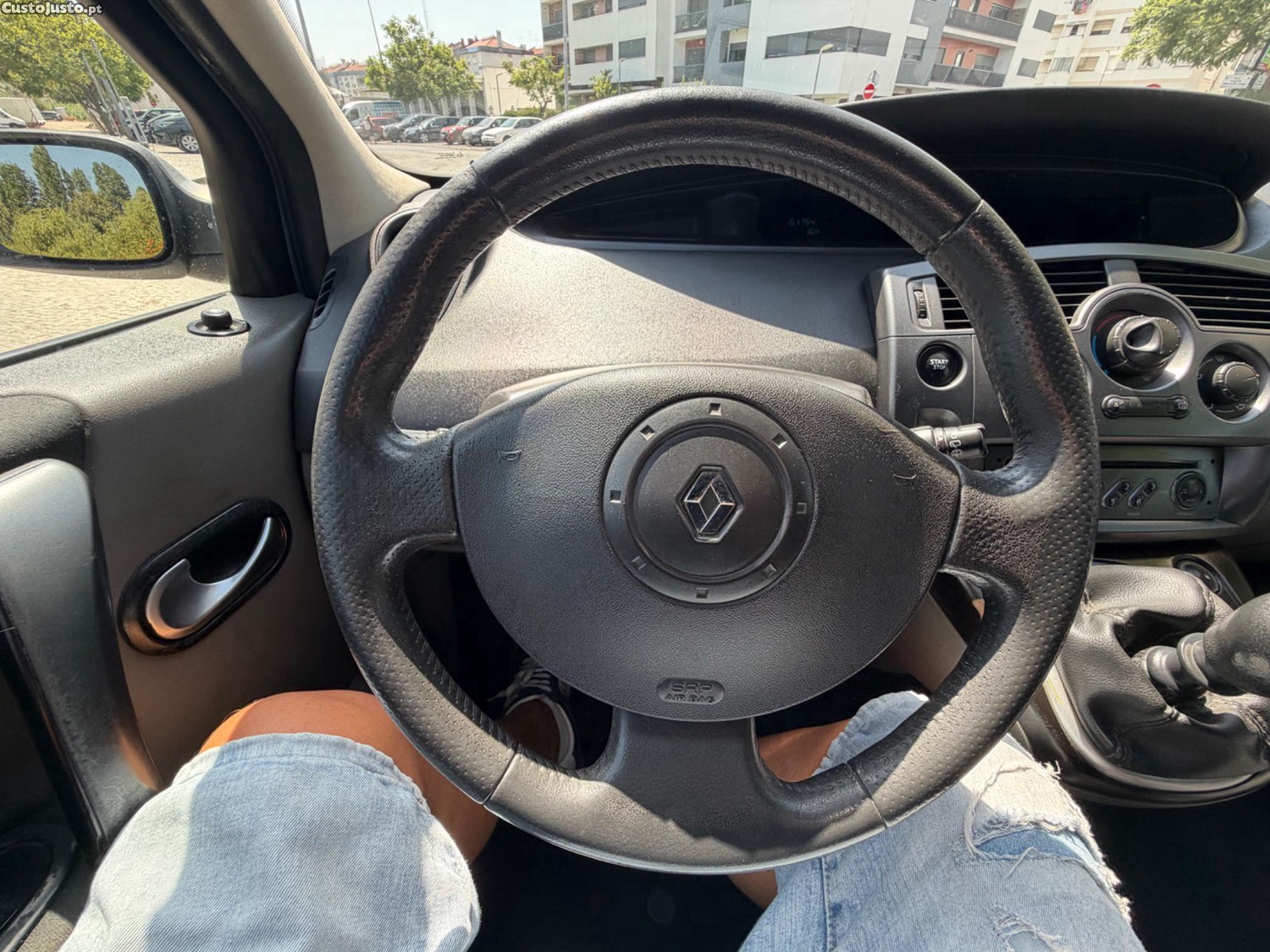 Renault Scénic 1.5 DCI DYNAMIQUE — fotografia 6