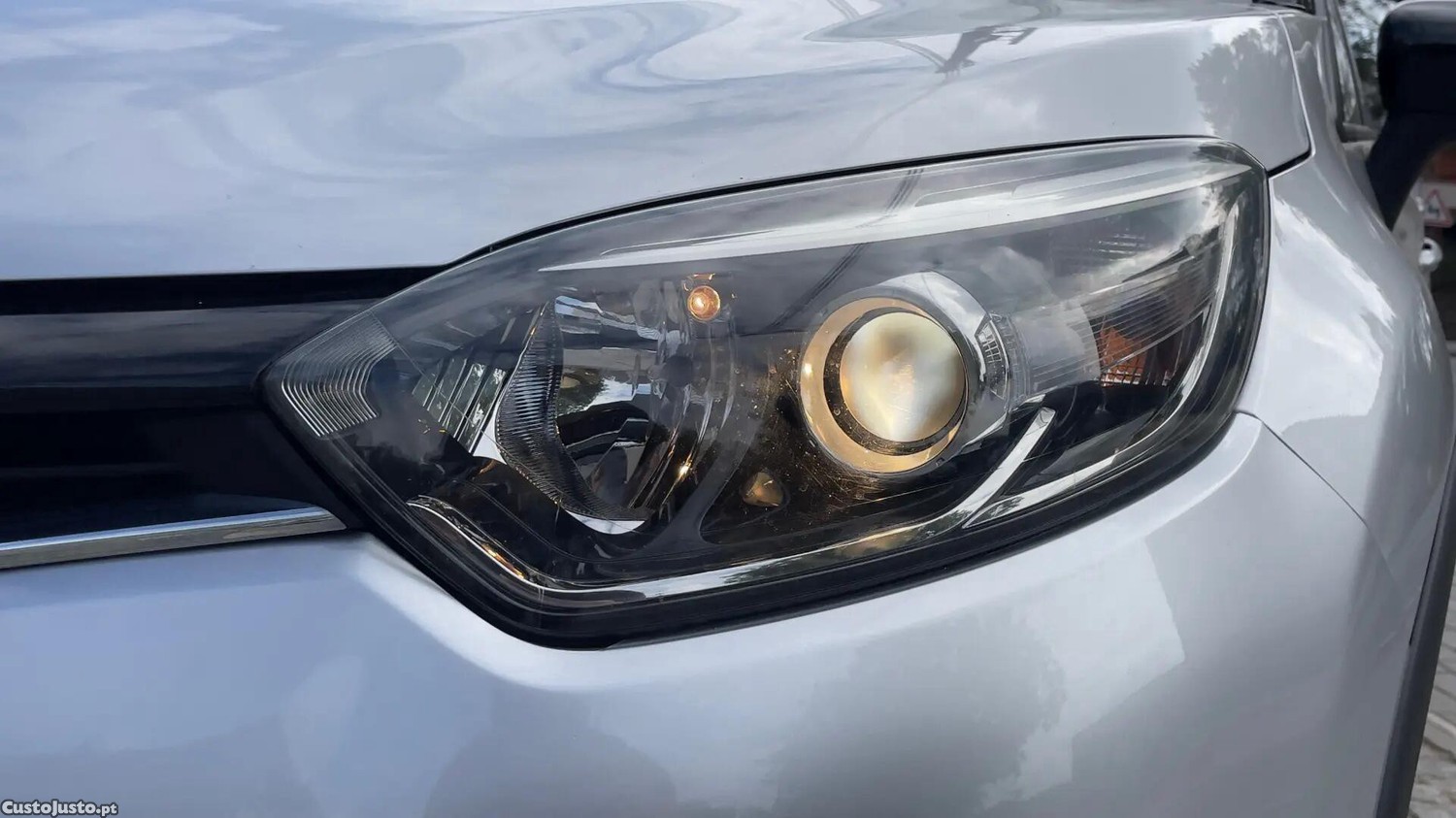Renault Captur 1.5 dCi Exclusive — fotografia 16
