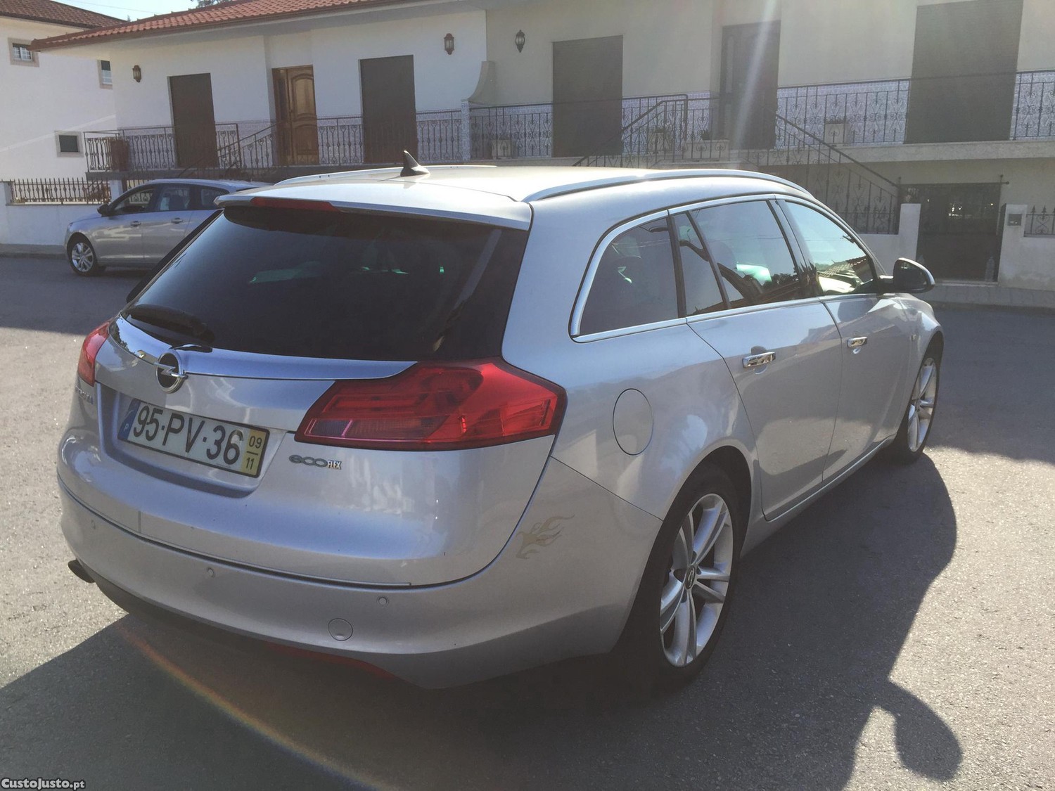 Opel Insignia 2.0cdti 130cv cosmo — fotografia 5