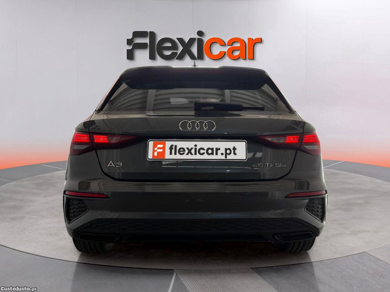 Audi A3 Sportback 45 TFSIe S line — fotografia 19