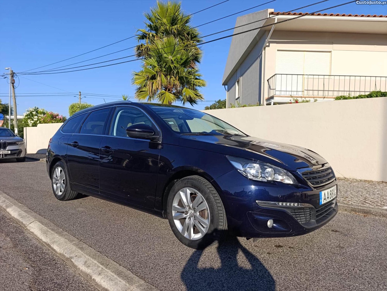 Peugeot 308 1.6 SW HDI BLUE ALLURE — fotografia 10