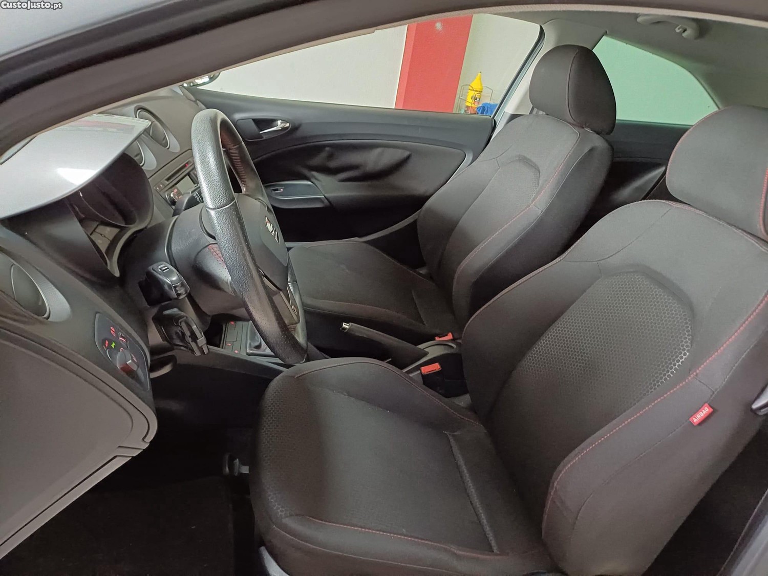 SEAT Ibiza 1.6 TdiFR Viatura Nacional — fotografia 7