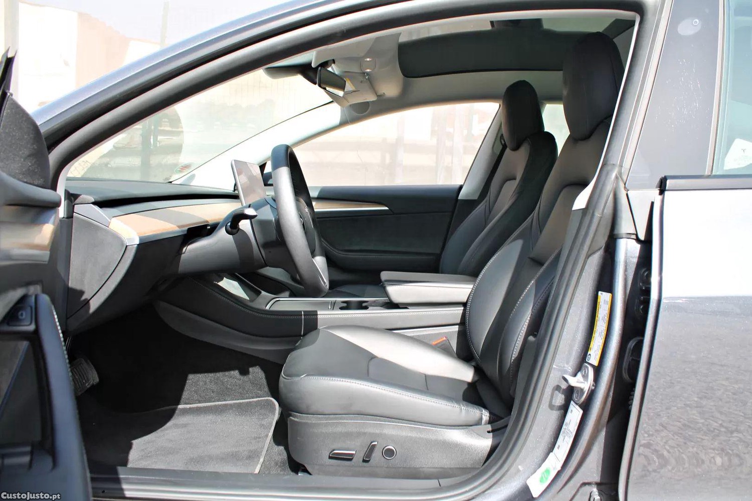 Tesla Model 3 Long range awd dual motor — fotografia 15