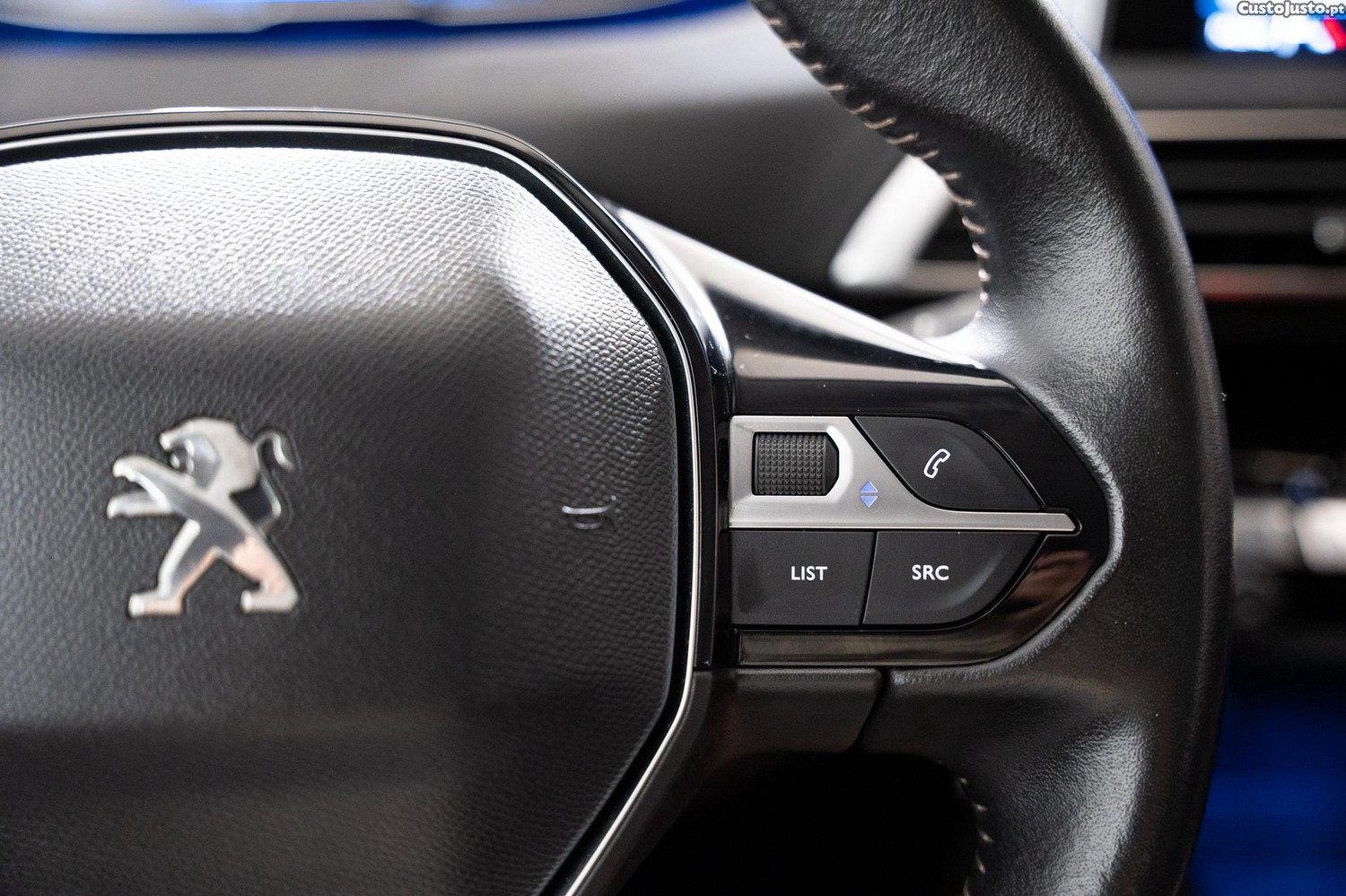 Peugeot 3008 1.2 PureTech Active — fotografia 5