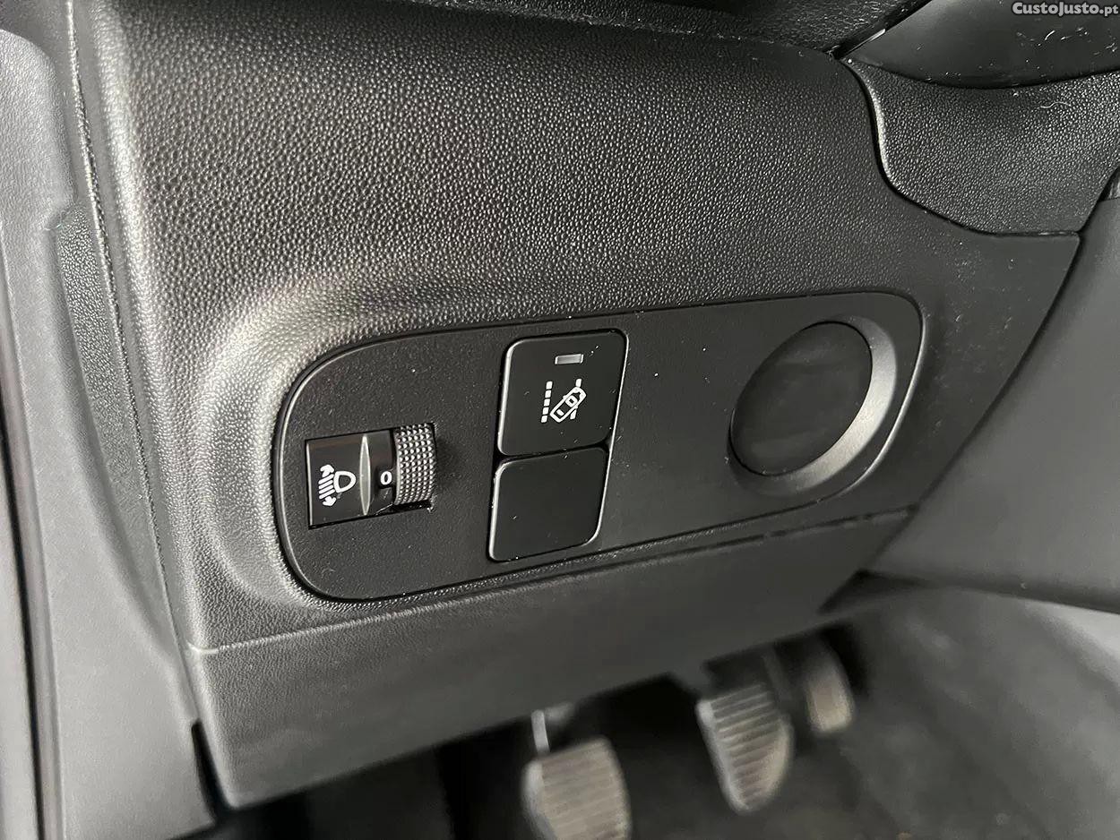 Citroën C3 1.2 PureTech Feel — fotografia 4