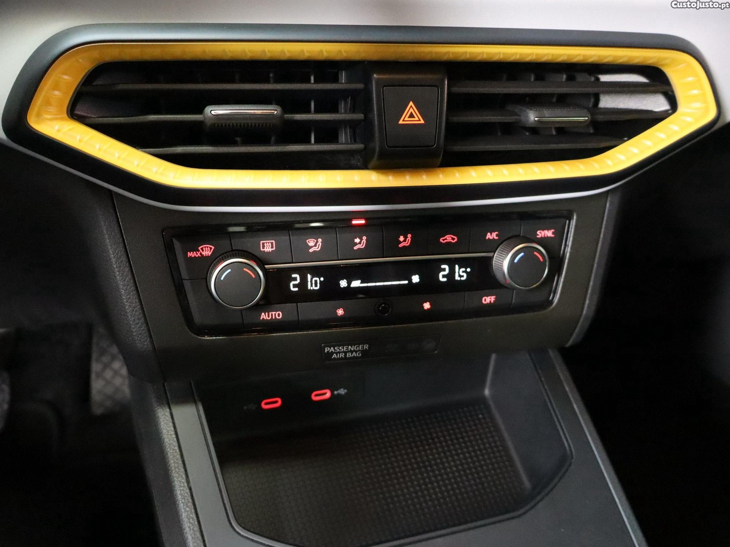 SEAT Ibiza 1.0 TSI Style — fotografia 3