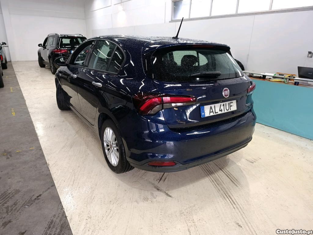 Fiat Tipo 1.3 M-Jet Life — fotografia 25