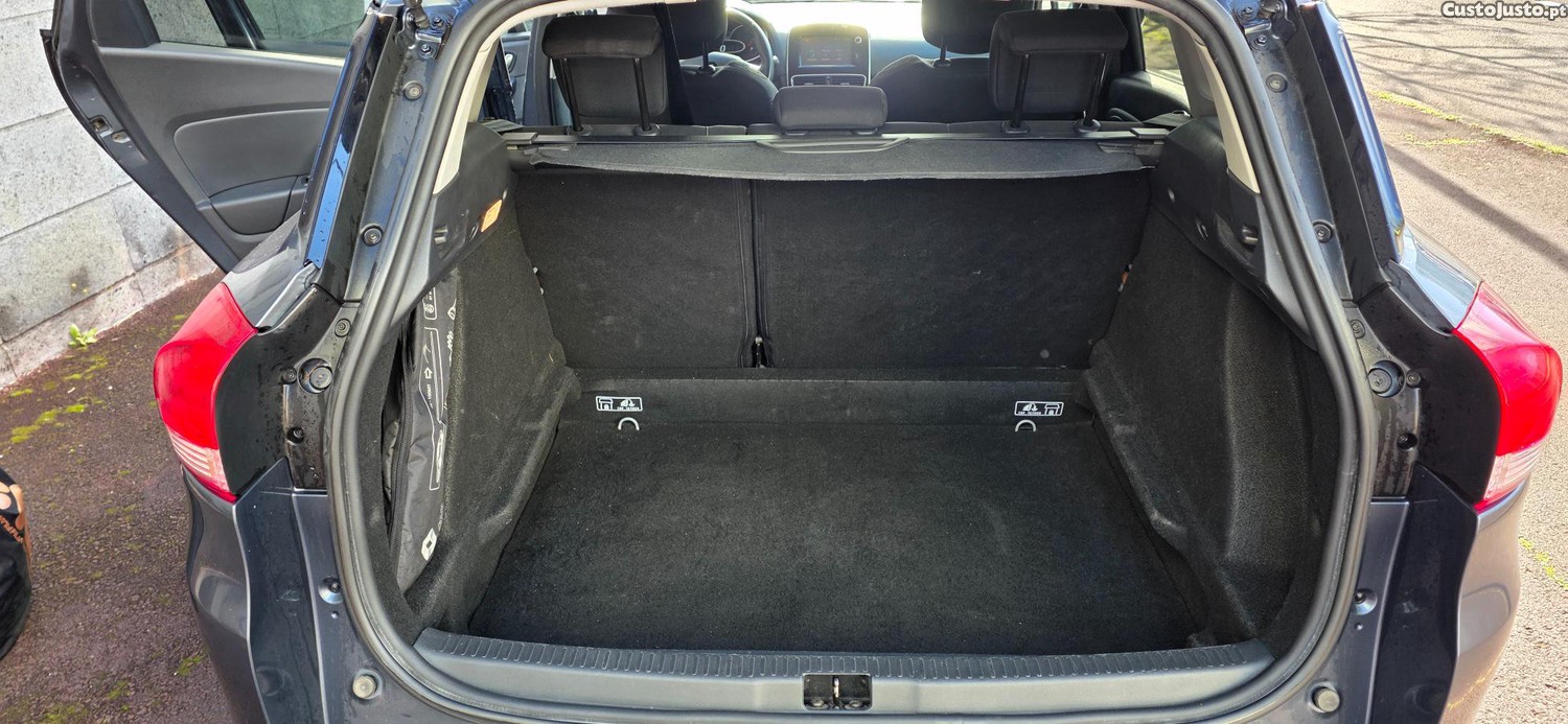 Renault Clio 0.9 tce Limited como nova — fotografia 7