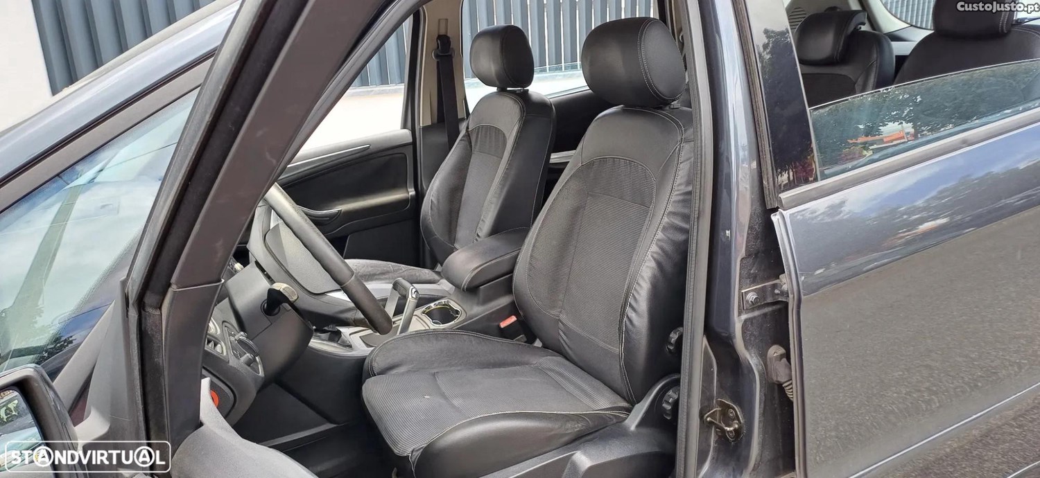 Ford S-Max Titanium — fotografia 5