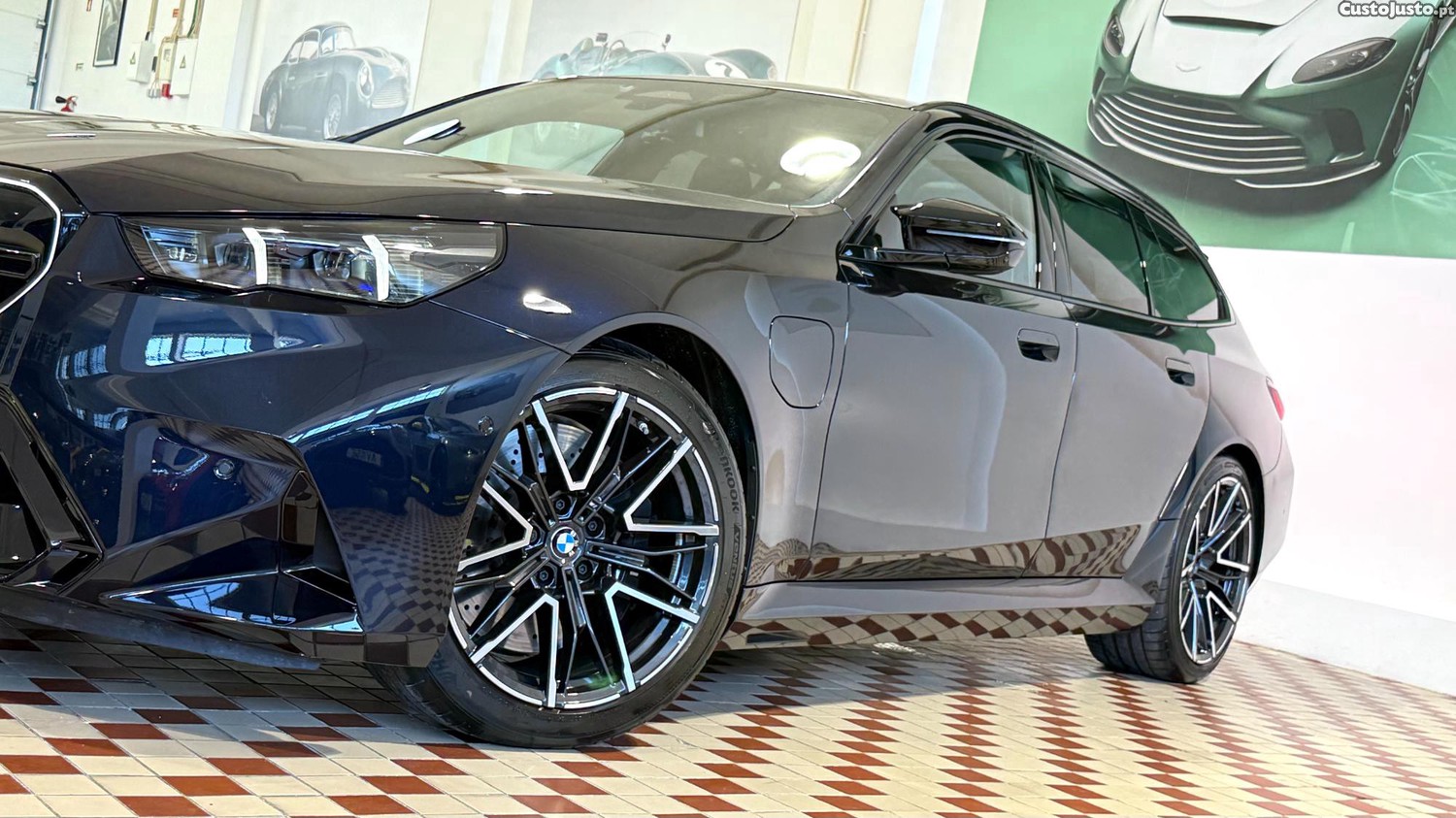 BMW M5 Touring xDrive G99 — fotografia 18