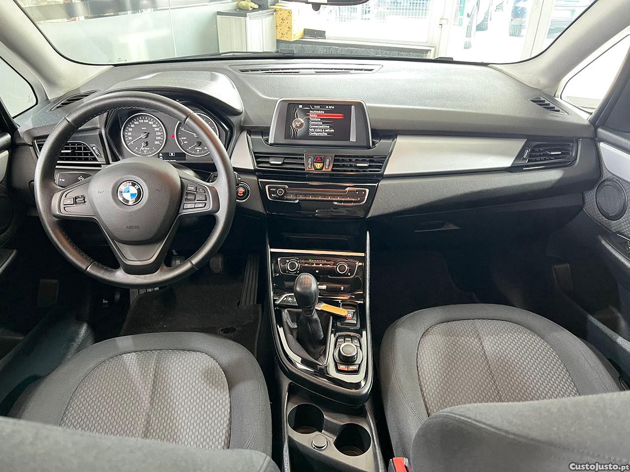 BMW 214 Active Tourer d Advantage — fotografia 12