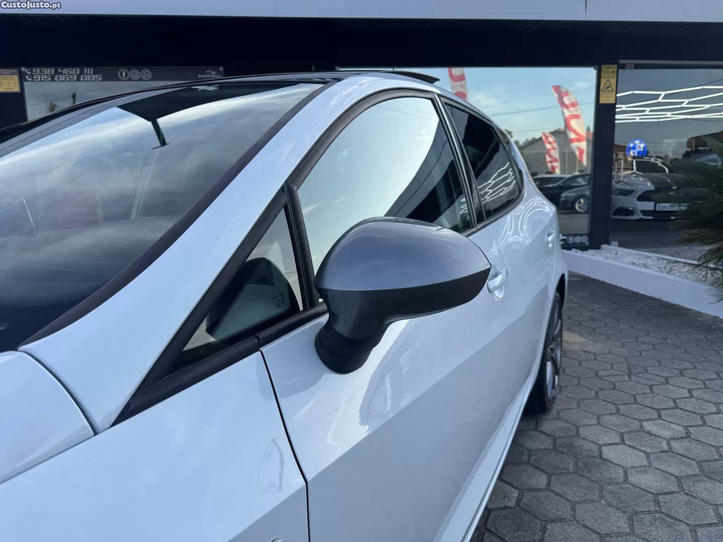 SEAT Ibiza 1.6 tdi fr — fotografia 9