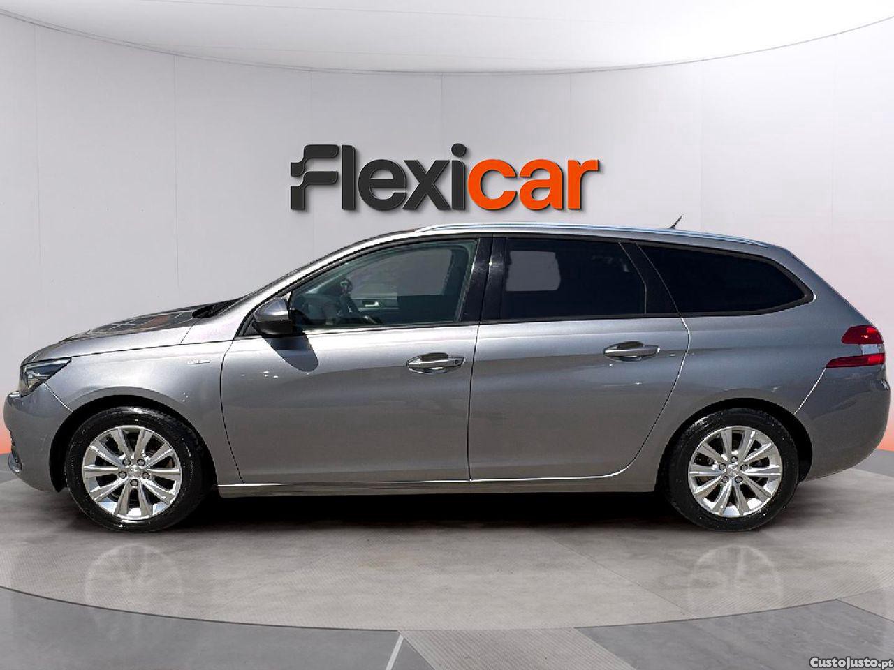 Peugeot 308 SW 1.5 BlueHDi Style — fotografia 14