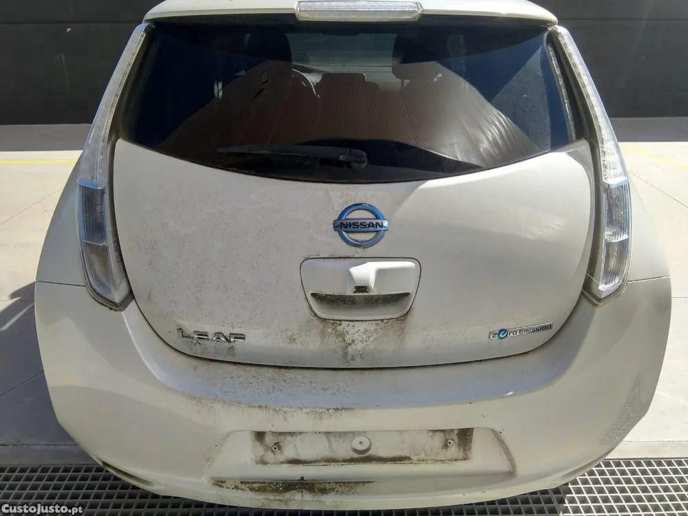 Nissan Leaf Electric (80 kW / 109 cv) [11.2010 - 12.2017] - 16 — photo 5