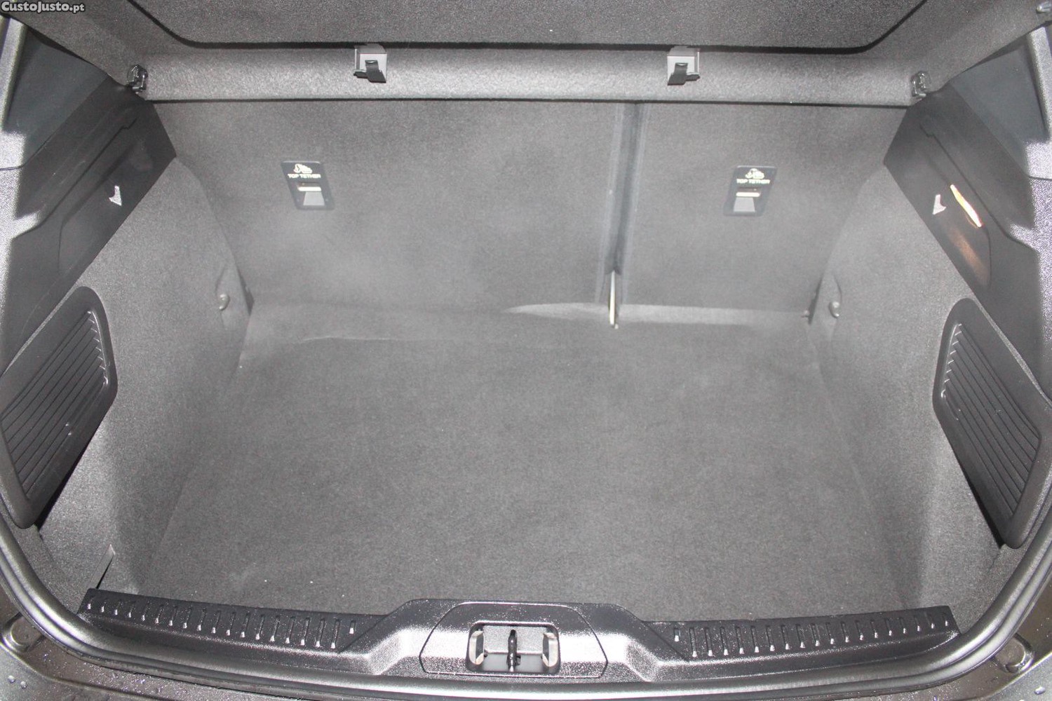 Ford Focus 1.0 ECOBOOST ST-LINE — fotografia 7