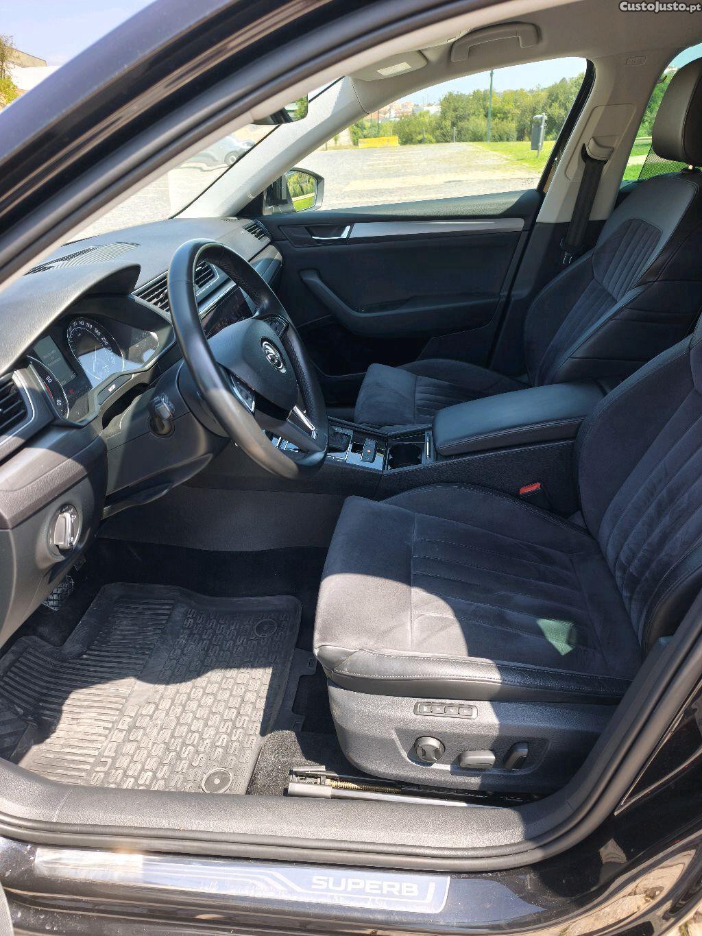 Skoda Superb Style 2.0tdi+dsg7 — fotografia 6