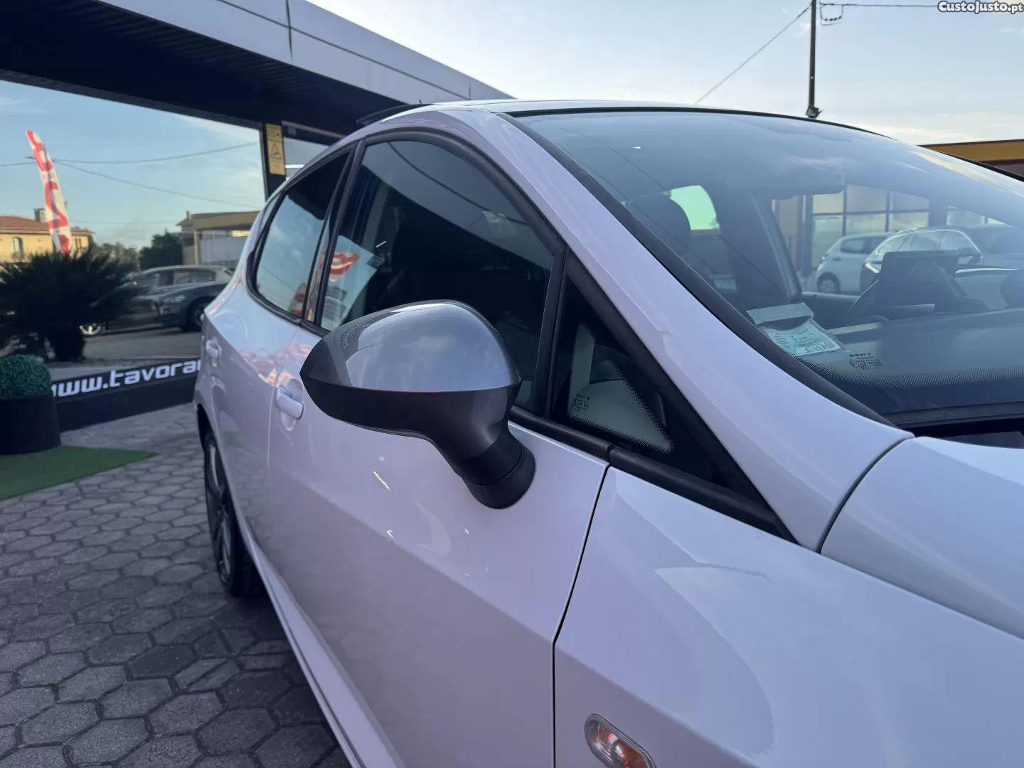 SEAT Ibiza 1.6 tdi fr — fotografia 8