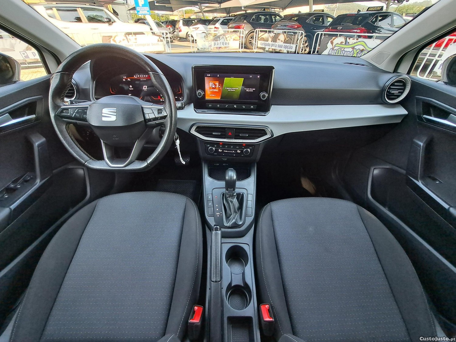 SEAT Ibiza 1.0 TSI Style Plus DSG — fotografia 13
