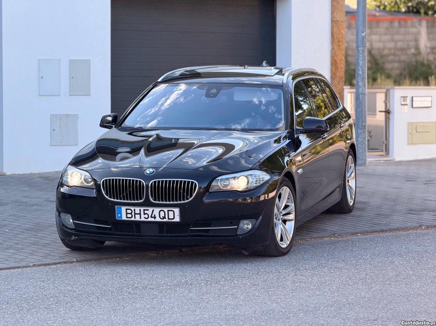 BMW 530 F11 — fotografia 2