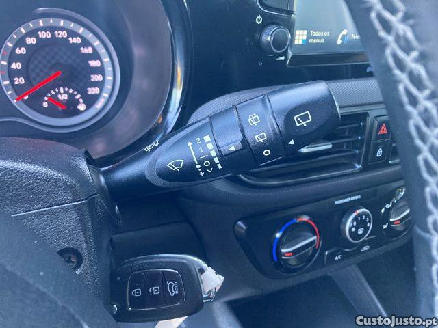 Hyundai i10 1.0 Auto Style — fotografia 19