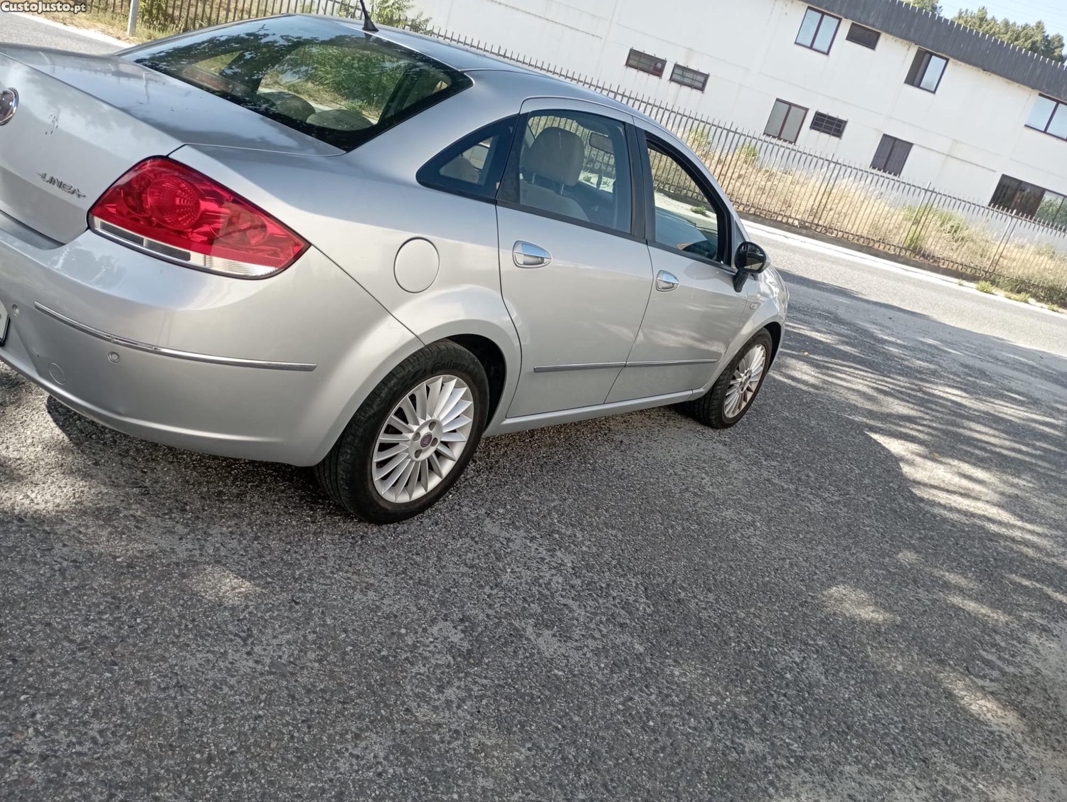 Fiat Linea 1.3 Multijet Emotion — fotografia 6