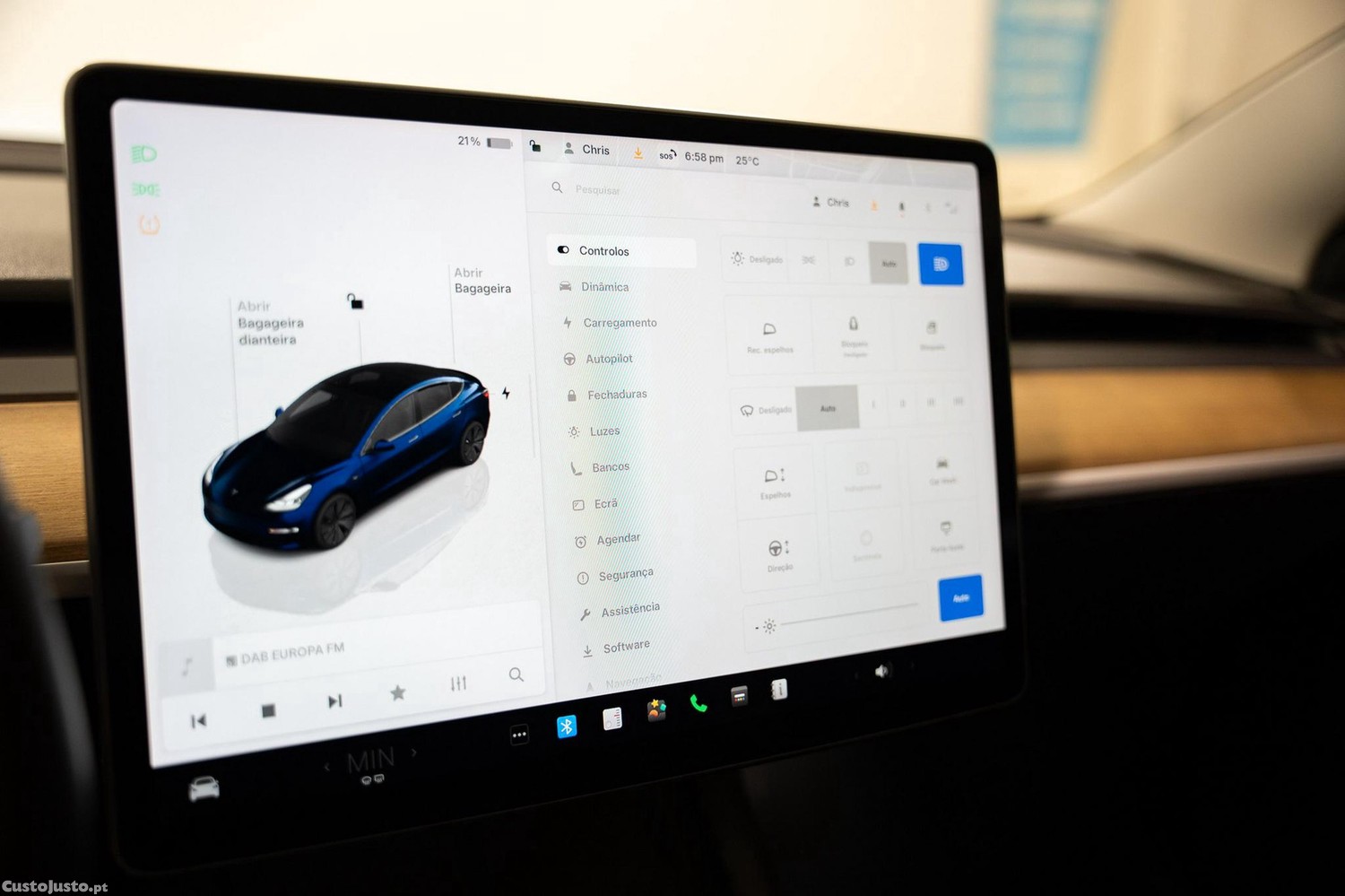 Tesla Model 3 Long-Range Dual Motor AWD — fotografia 12