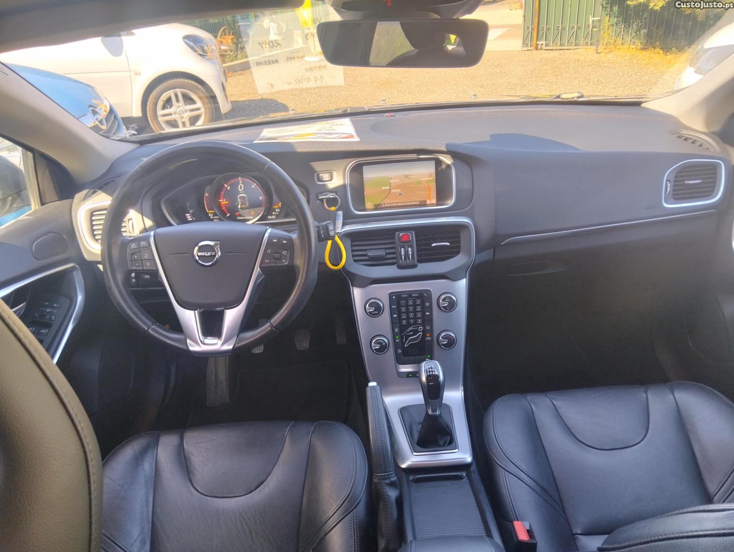 Volvo V40 D2 Inscription — fotografia 7