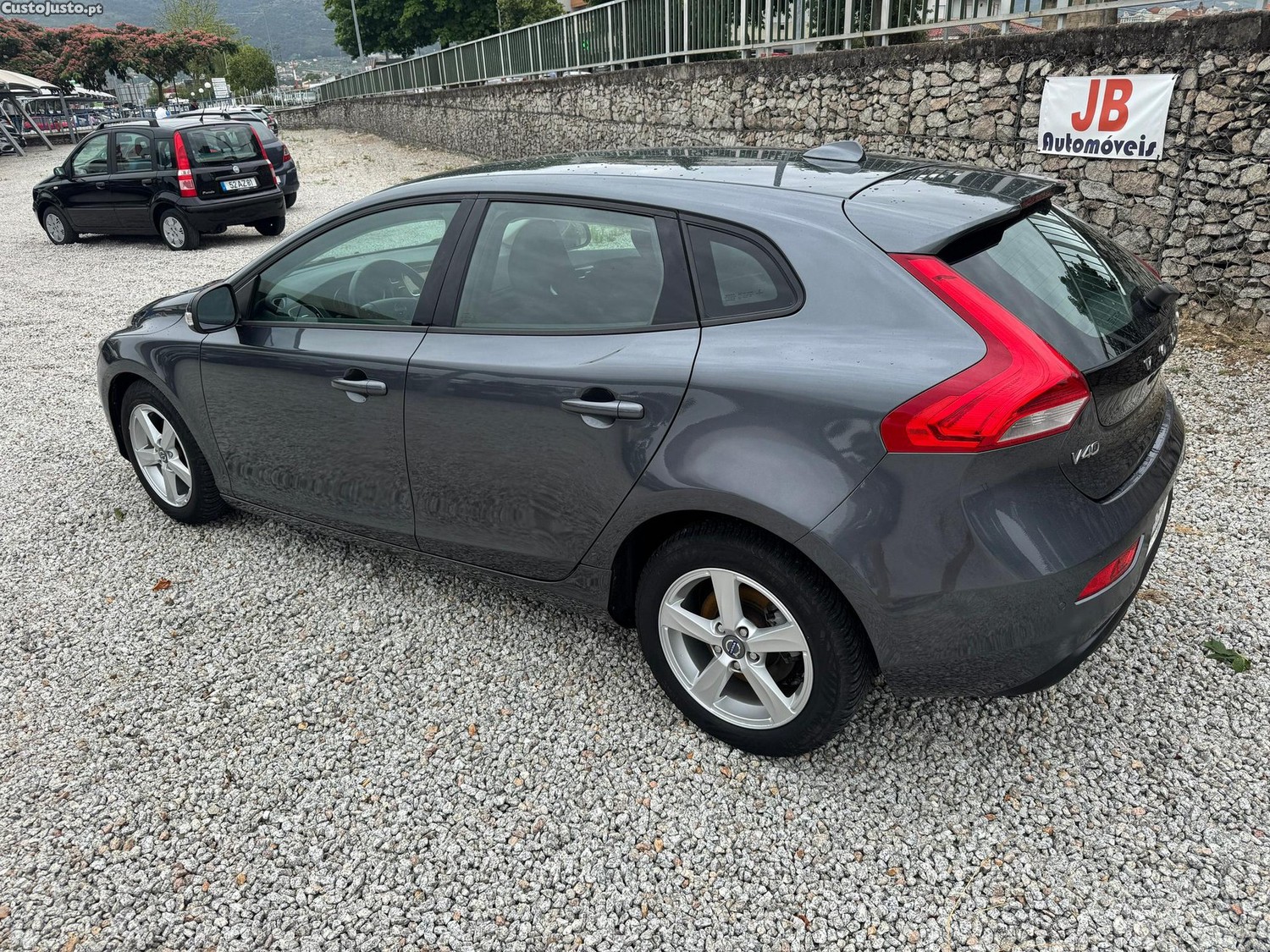 Volvo V40 1.6 D2 Kinetic — fotografia 10