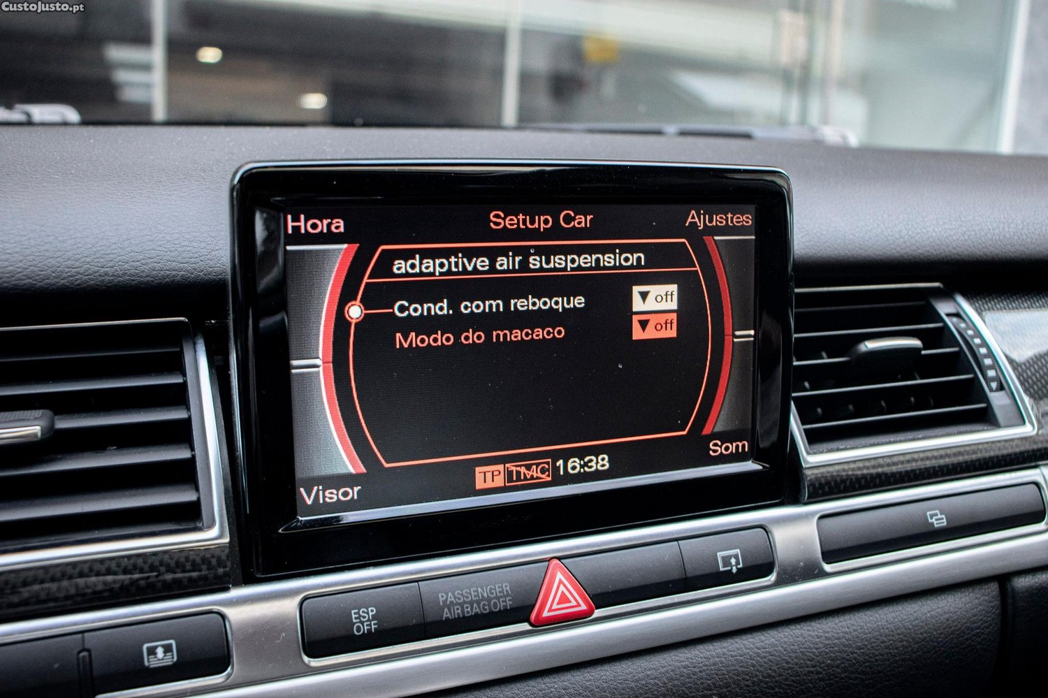 Audi S8 5.2 V10 FSI Quattro — fotografia 11