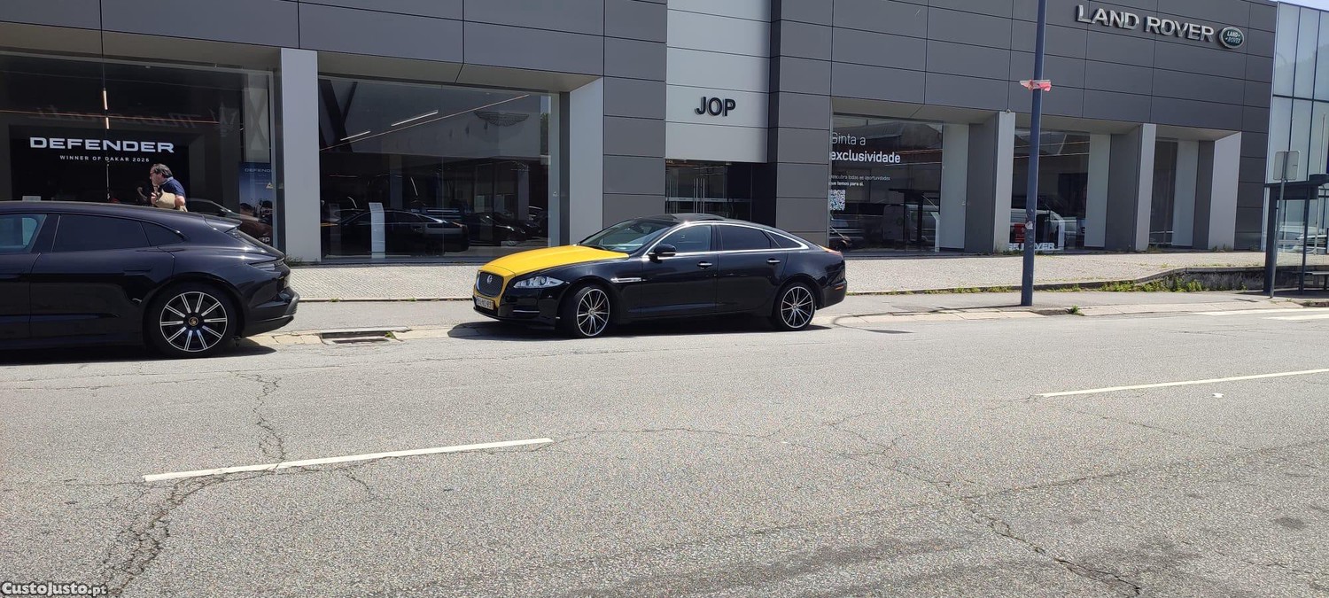 Jaguar XJ único 3.0 D Biturbo aceito Vend Troc retoma carro mota autocaravana — fotografia 5