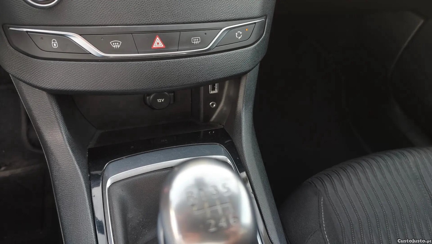 Peugeot 308 1.6 BlueHDi Active — fotografia 7