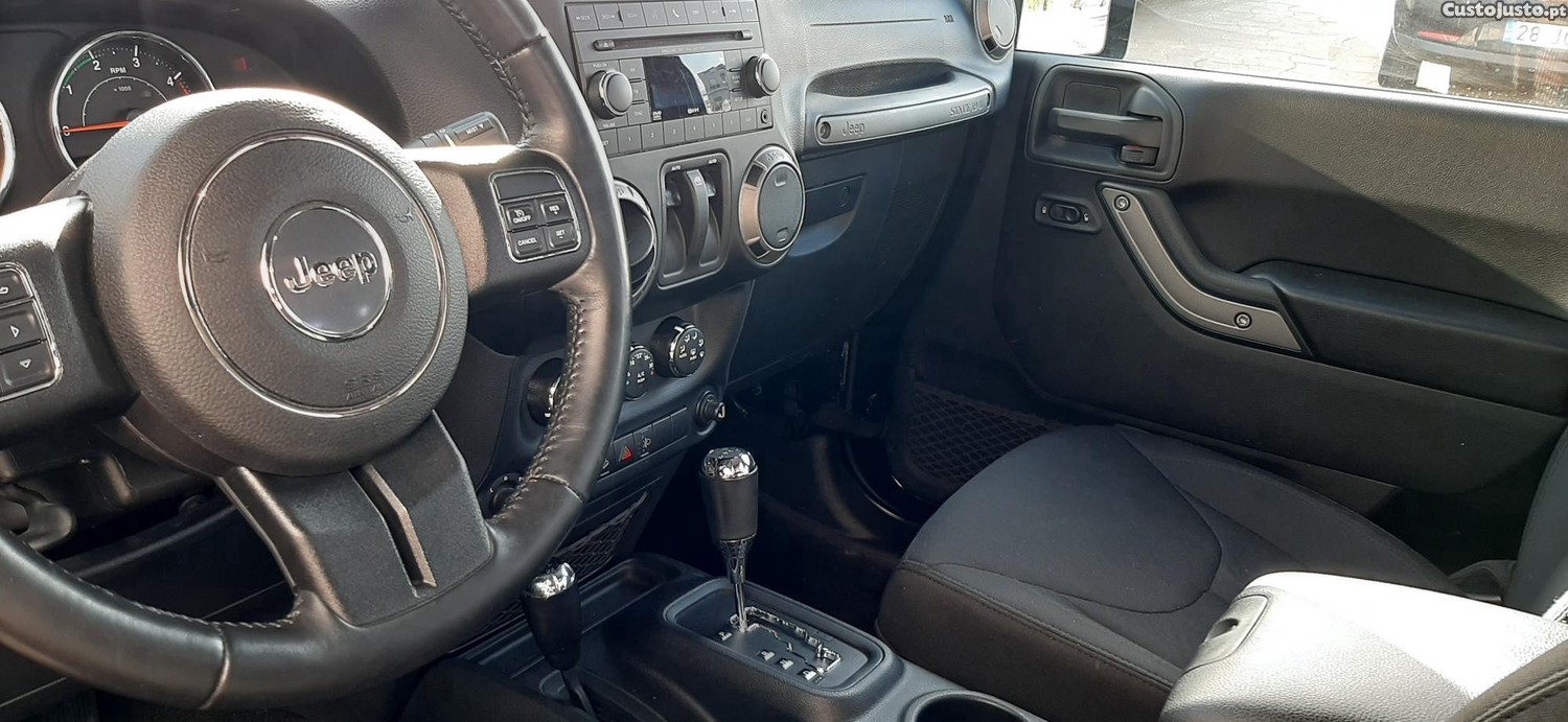Jeep Wrangler Pick-Up Cabine Simples — fotografia 2