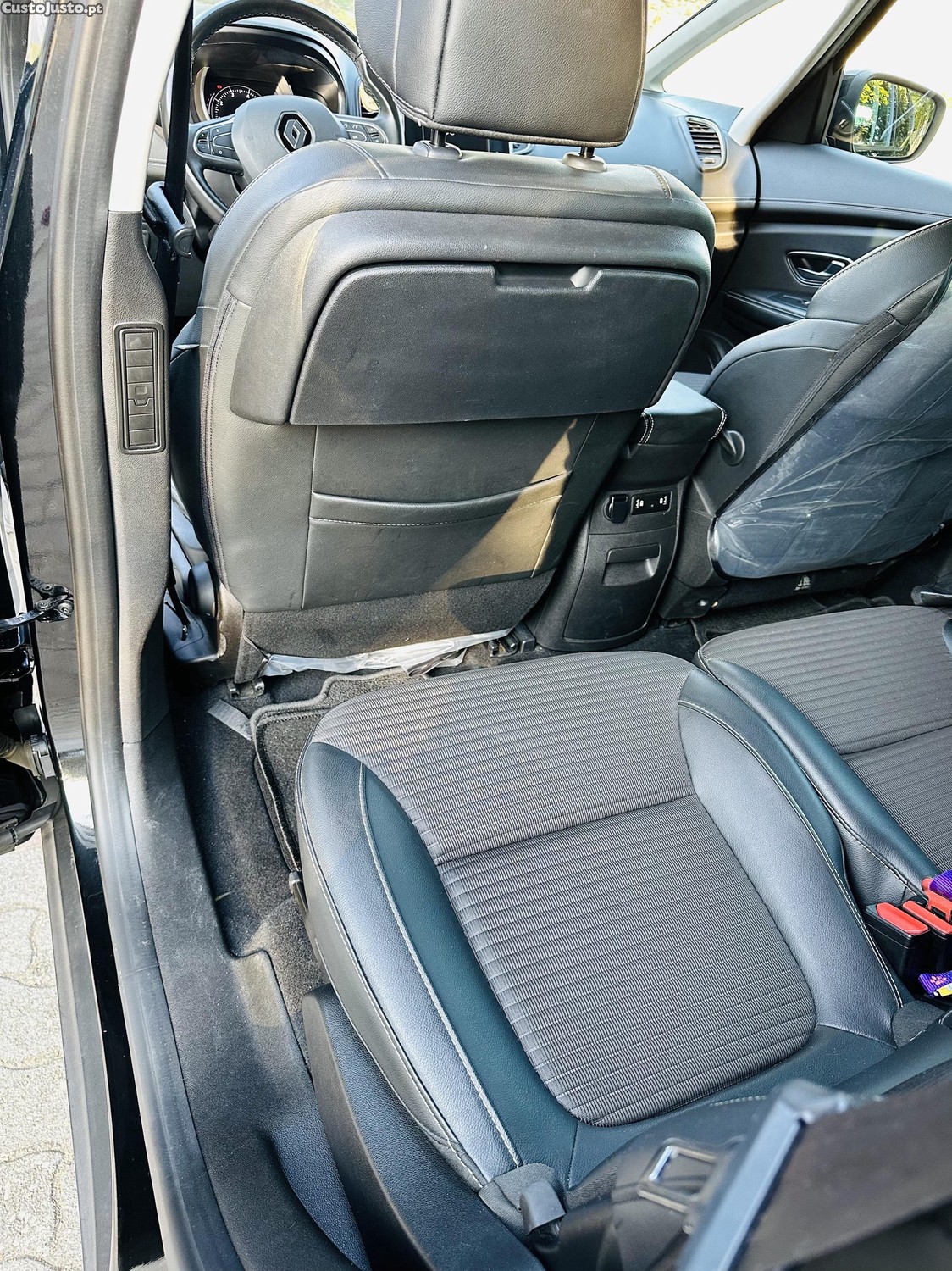 Renault Scénic Bose — fotografia 4
