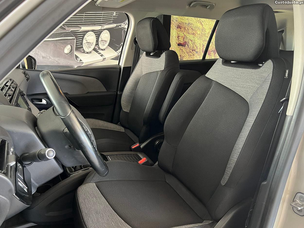 Citroën C4 Spacetourer 1.5 BlueHDi Feel — fotografia 19