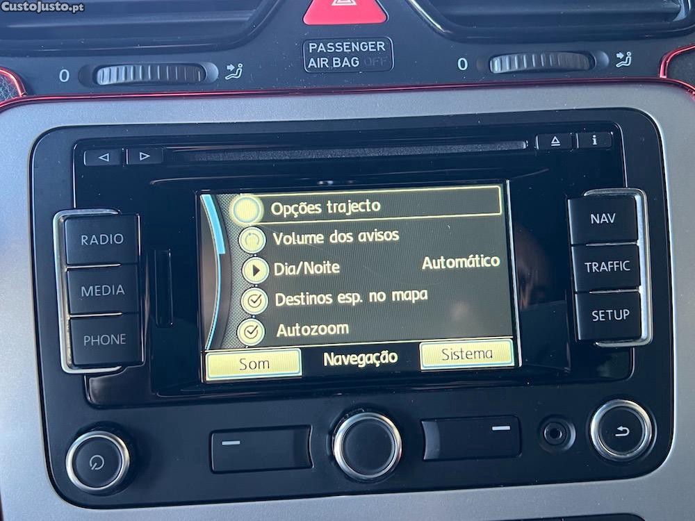 Volkswagen Scirocco Sport 2.0TDi 140cv — fotografia 5