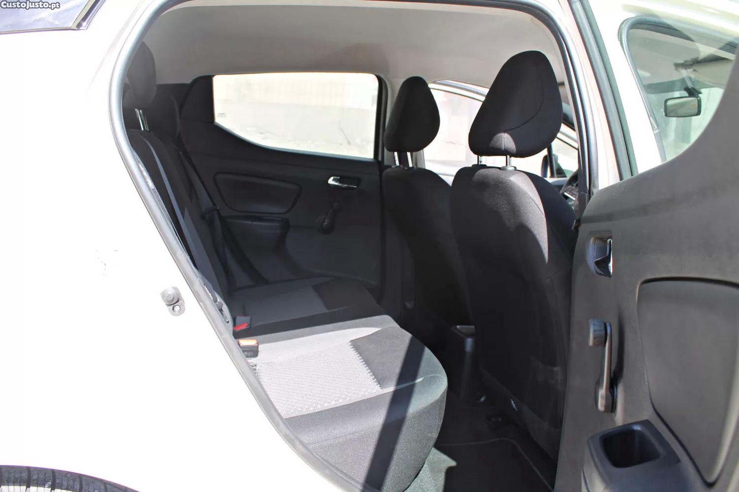 Nissan Micra 1.0 ig-t acenta — fotografia 7