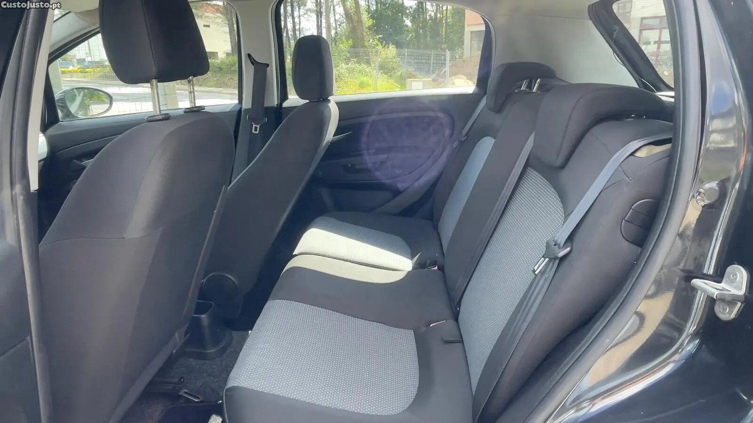 Fiat Grande Punto 1.3 M-Jet Active — fotografia 9