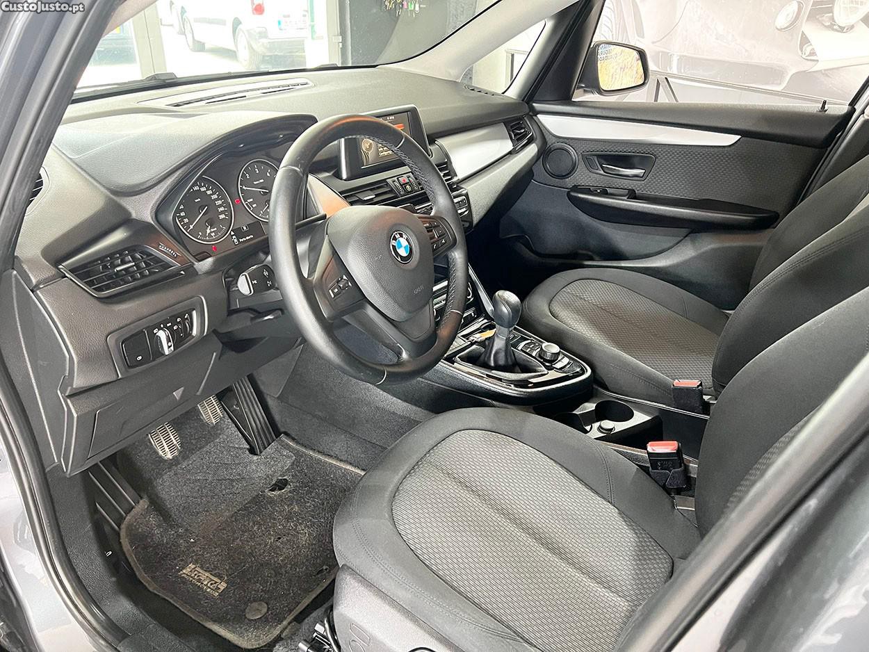 BMW 214 Active Tourer d Advantage — fotografia 16