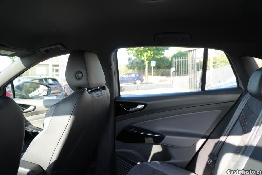 Volkswagen ID.5 77 kWh Pro Performan — fotografia 7