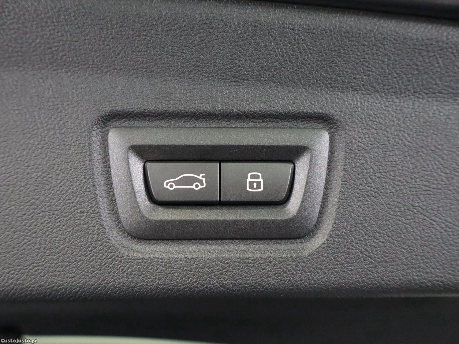 BMW i4 eDrive40 — fotografia 3
