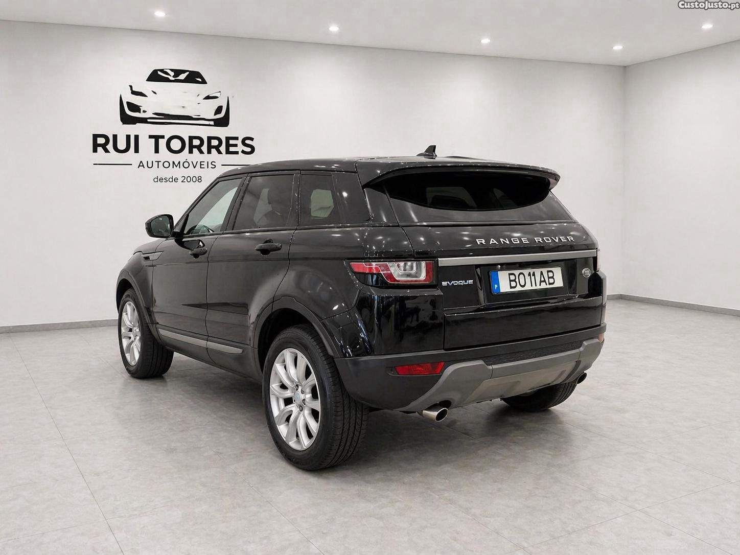 Land Rover Evoque 2.0 TD4 PURE — fotografia 4