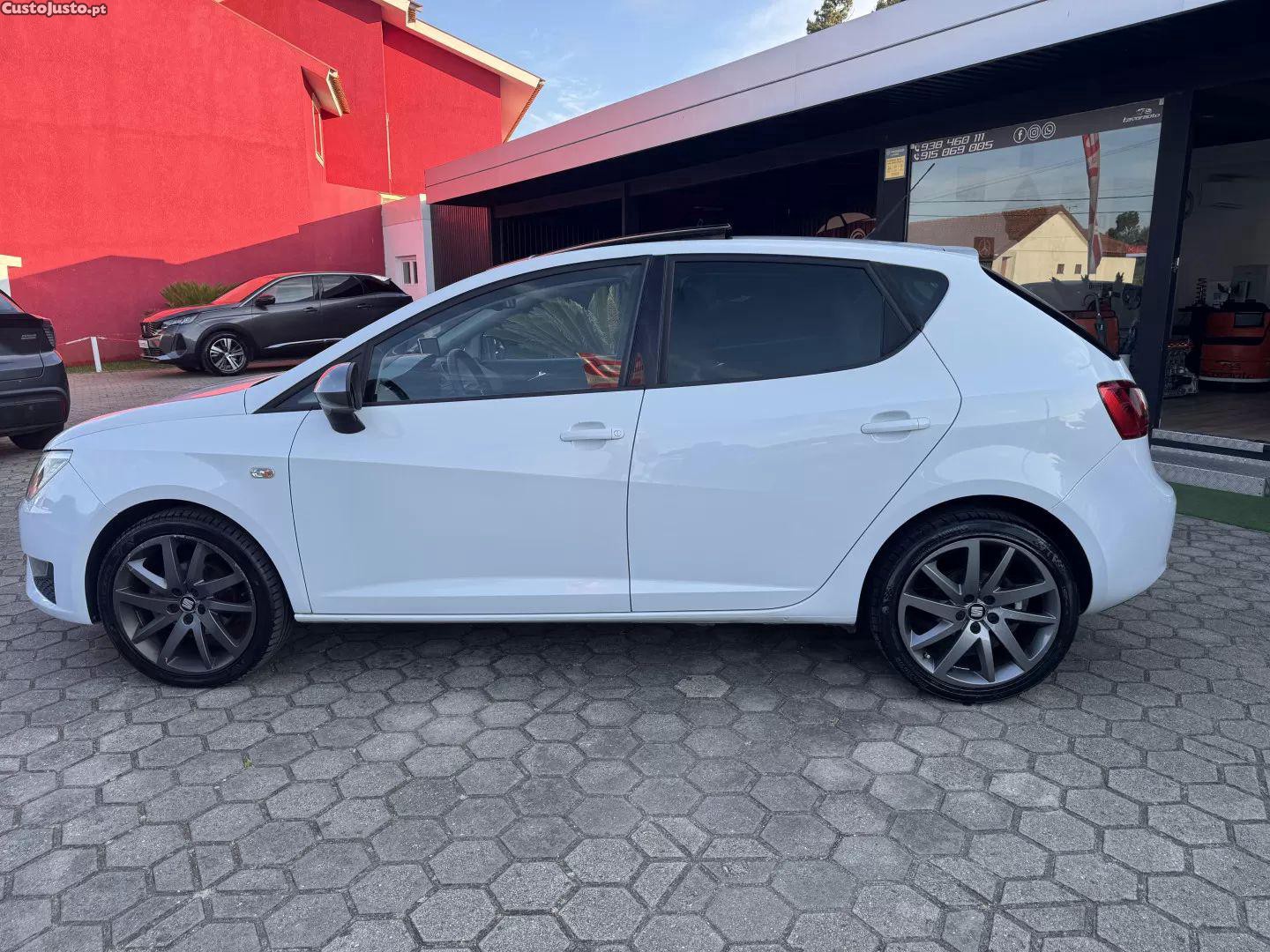 SEAT Ibiza 1.6 tdi fr — fotografia 28