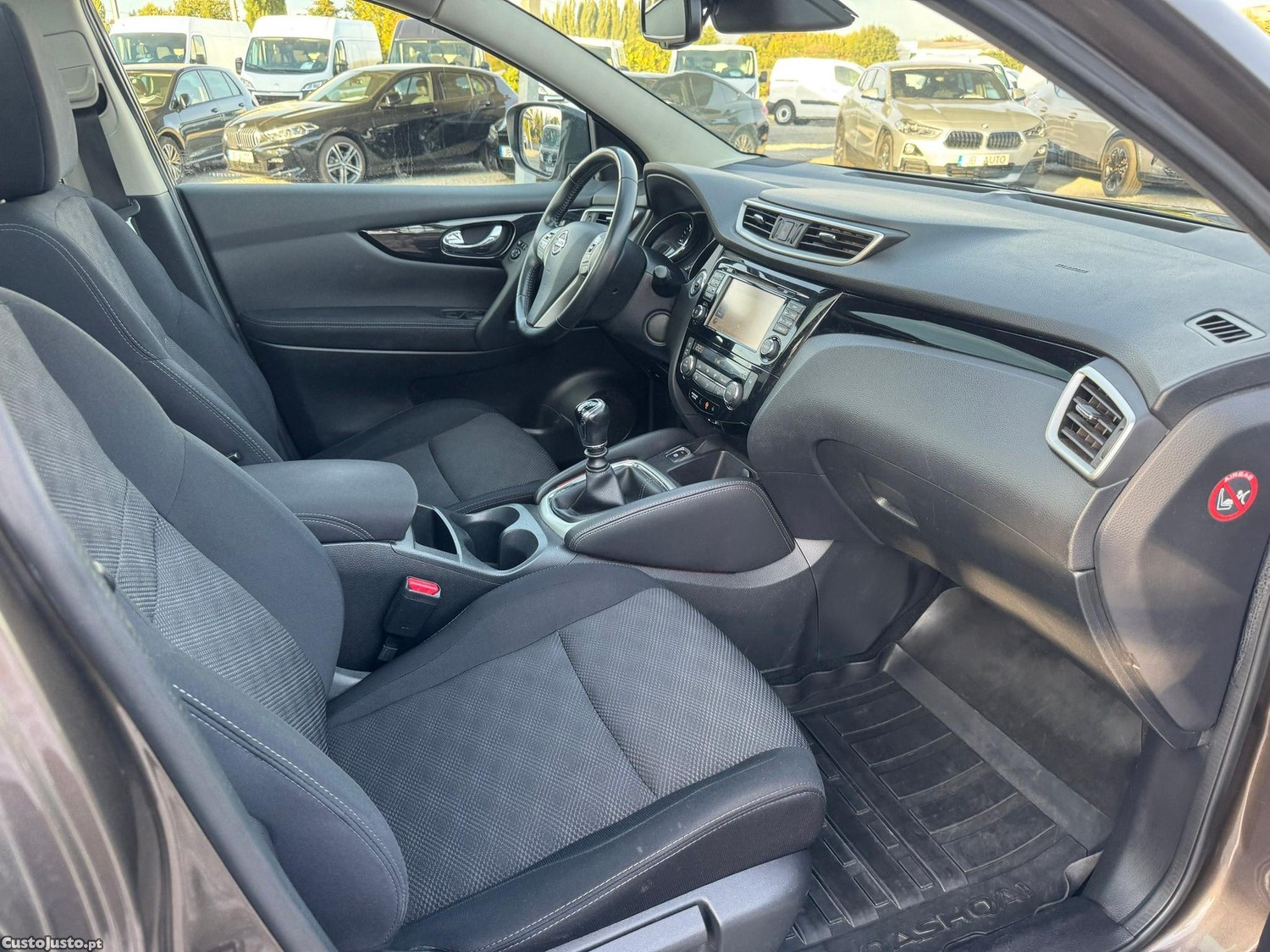 Nissan Qashqai 1.5 dCi N-Connecta 18 — fotografia 7