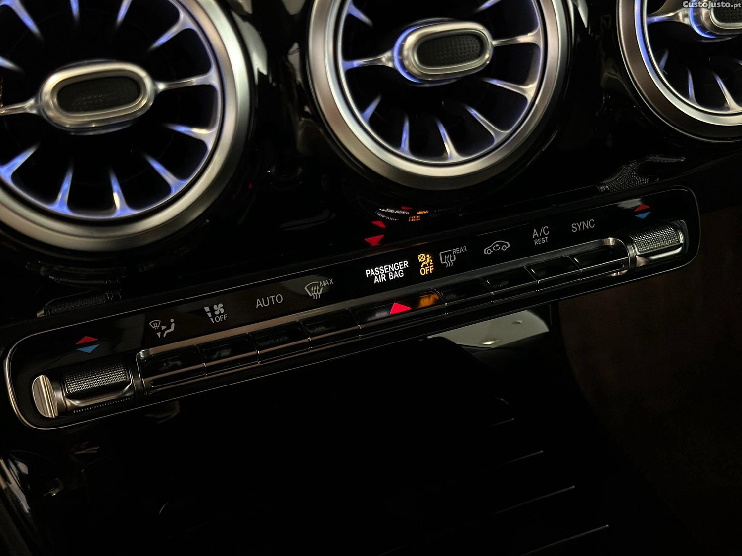 Mercedes-Benz A 180 CDI 7G-DCT AMG Line — fotografia 7