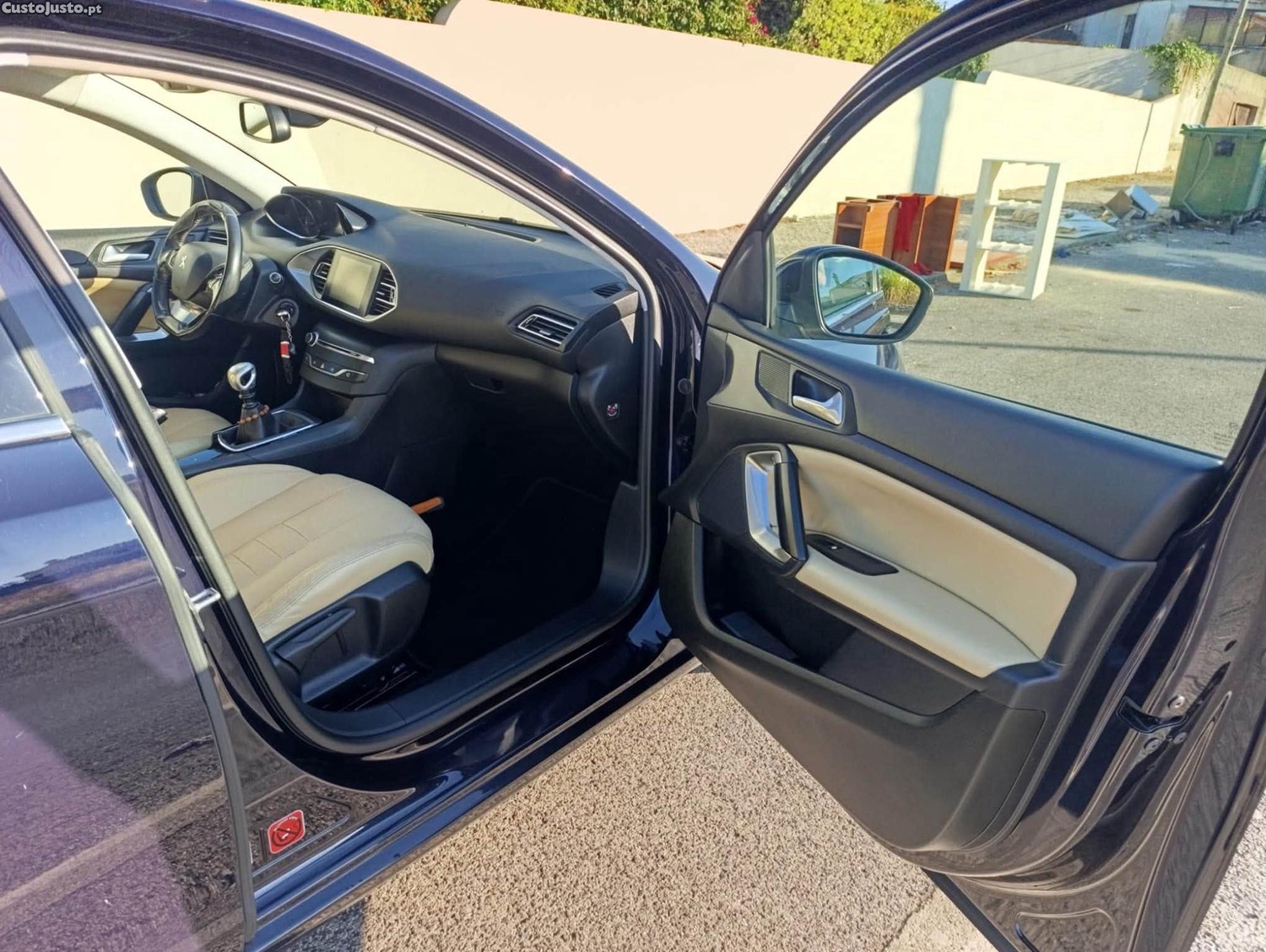 Peugeot 308 1.6 SW HDI BLUE ALLURE — fotografia 7