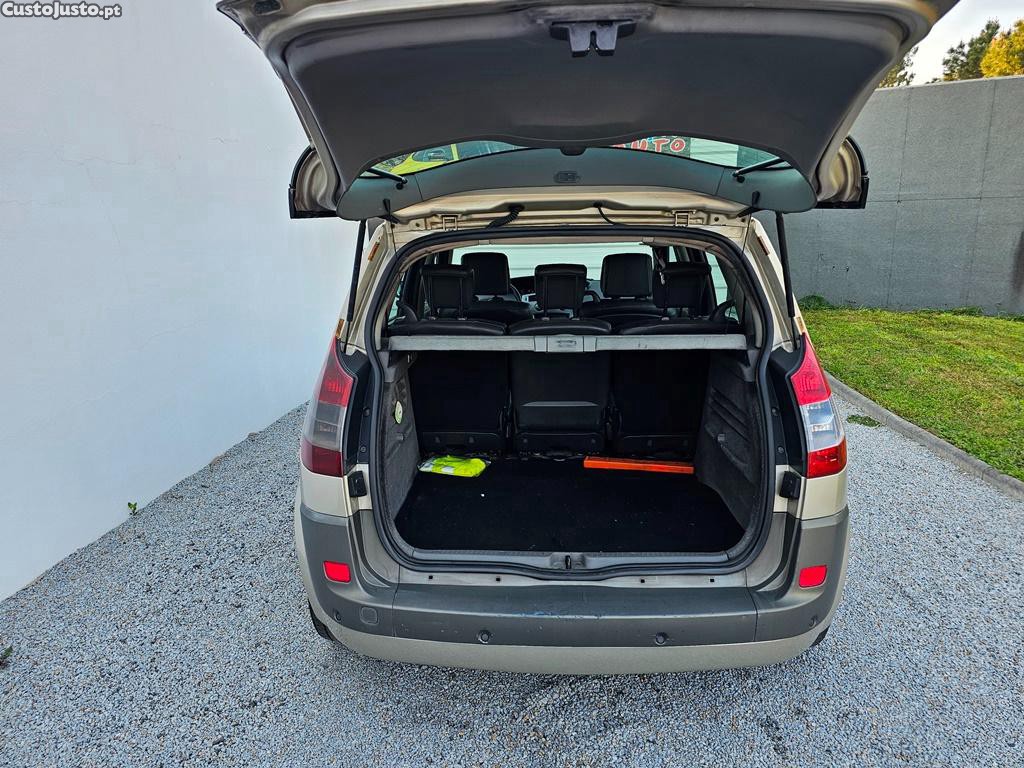 Renault Scénic 1.5Dci 106cv Cx/6 106cv 04/2006 — fotografia 8