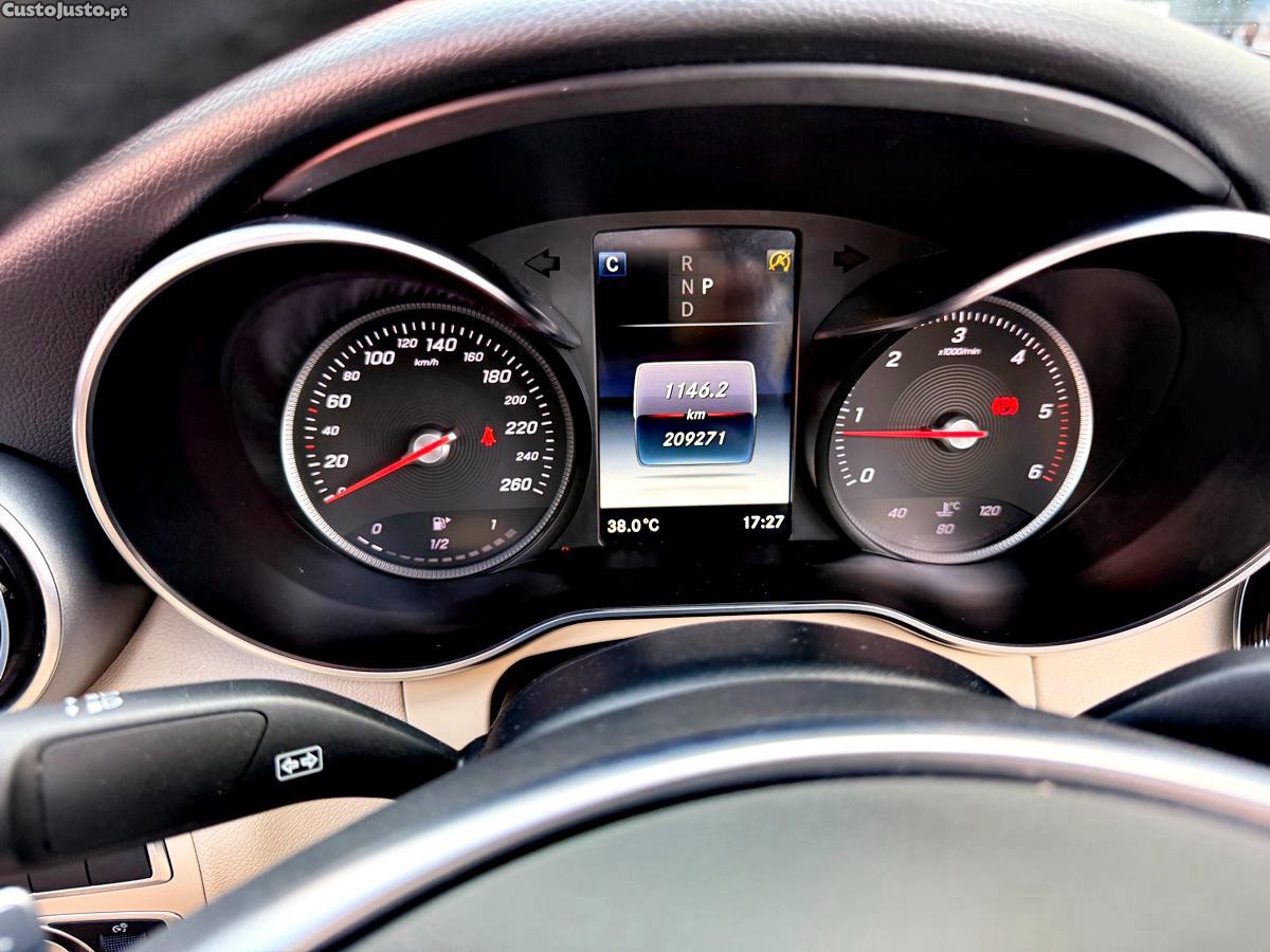Mercedes-Benz C 250 d — fotografia 43
